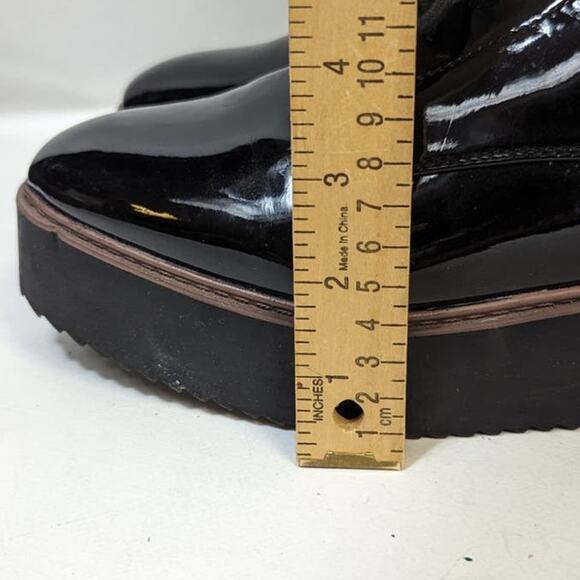Women's Black Patent Leather Platform Oxfords - Picture 10 of 10